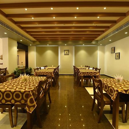 Mayas Kem Pride Tiruchirappalli Esterno foto