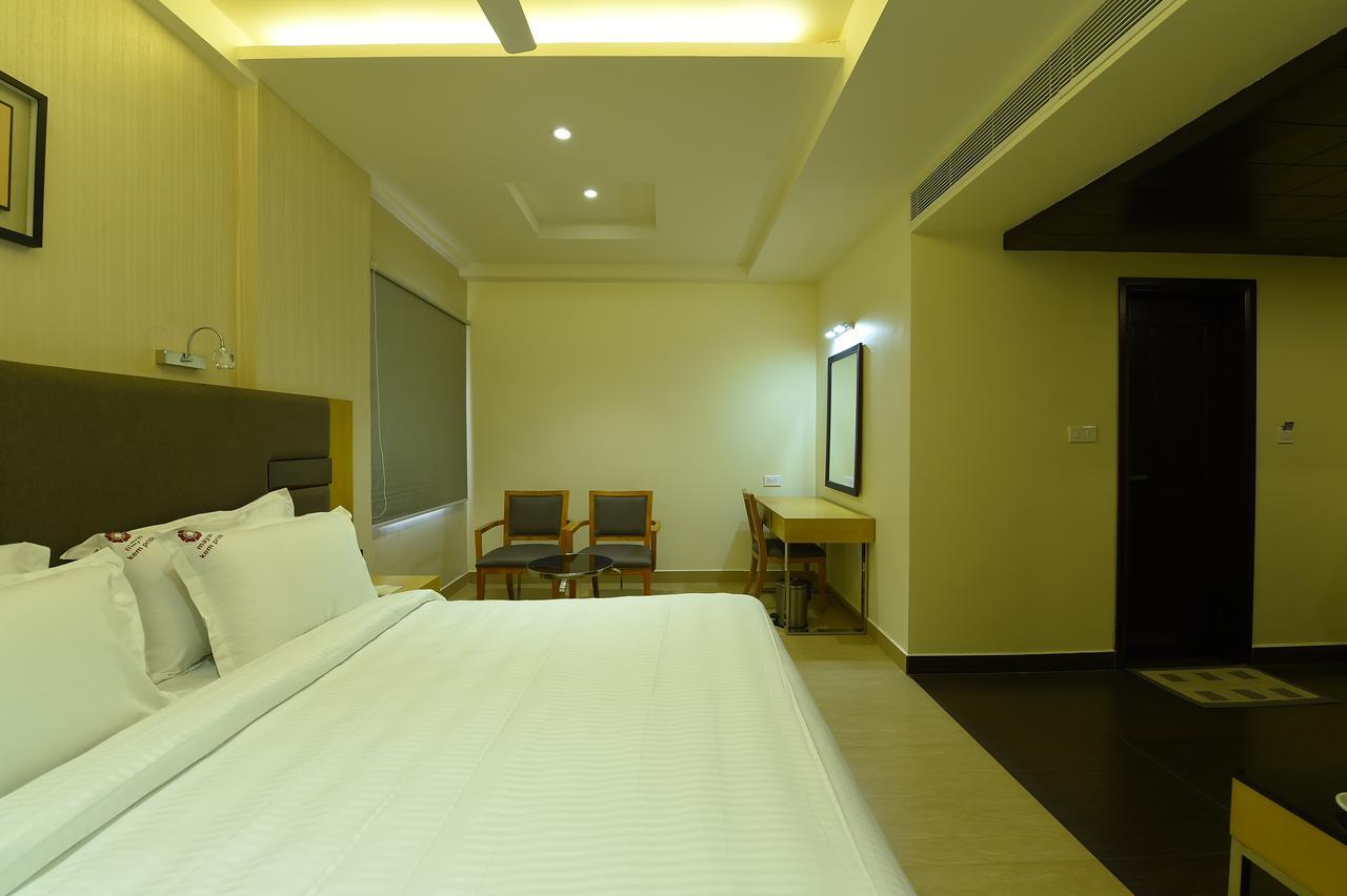 Mayas Kem Pride Tiruchirappalli Esterno foto