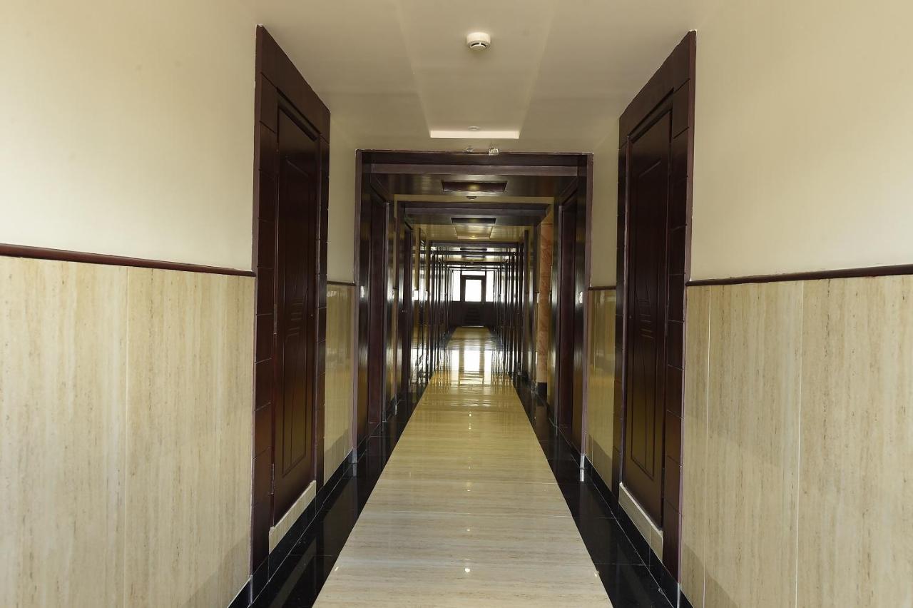 Mayas Kem Pride Tiruchirappalli Esterno foto